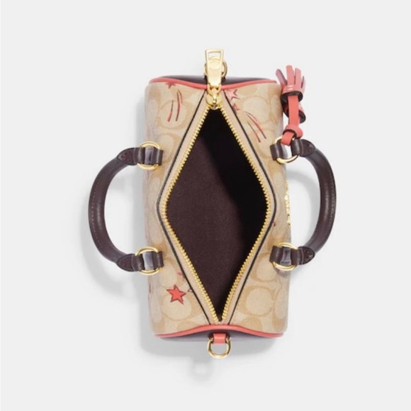 NWT Coach CK562 Lacey Crossbody In Signature Canvas With Heart And Star Print - Picture 4 of 6